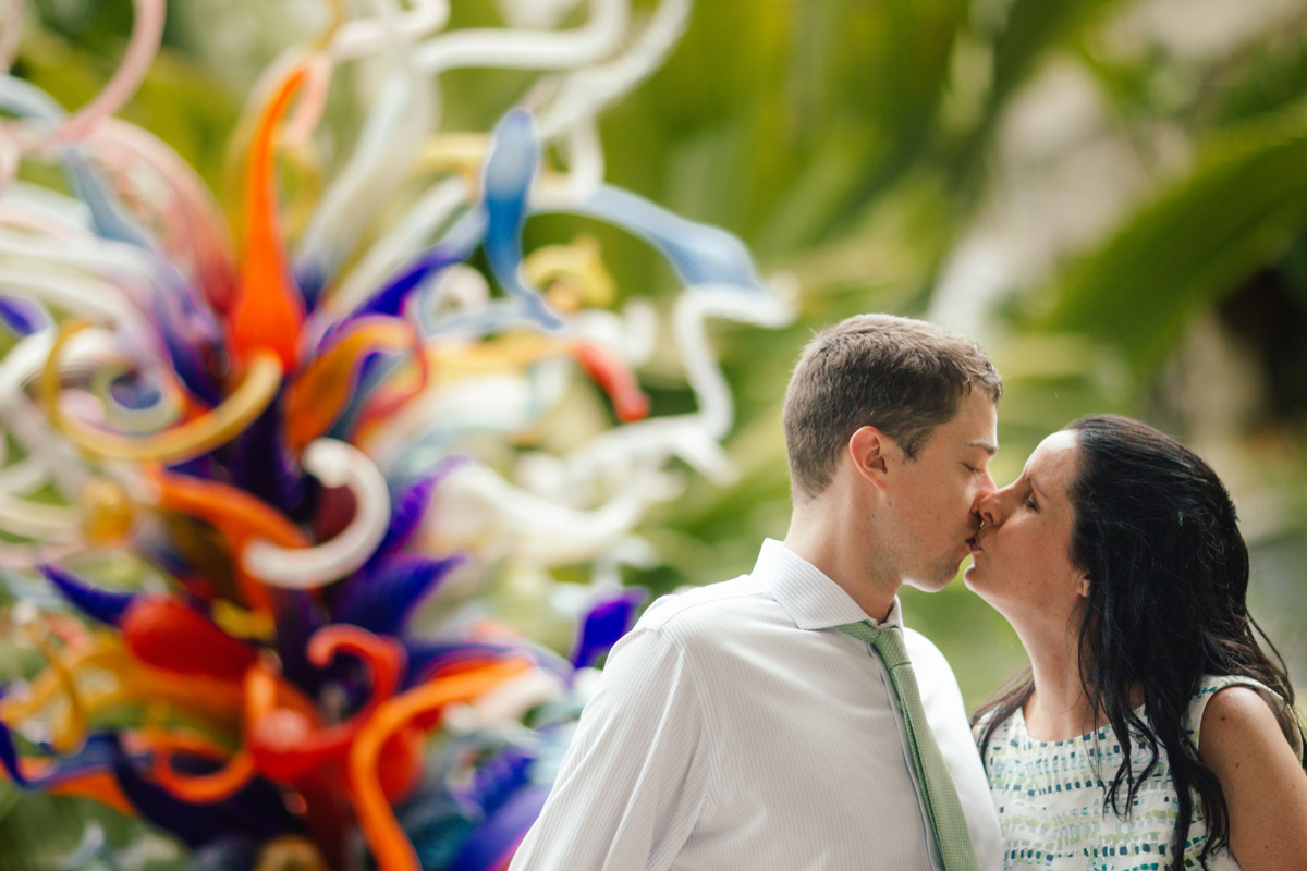 Stunning Portrait in Front of Chihuly Sculpture | The Majestic Vision Wedding Planning | Fairchild Tropical Garden in Coral Gables, FL | www.themajesticvision.com | Robert Madrid Photography