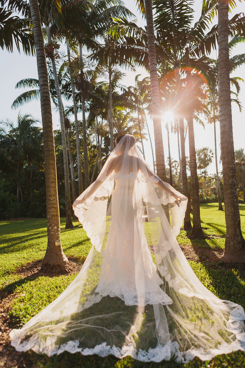 Stunning Cathedral Length Bridal Veil | The Majestic Vision Wedding Planning | Fairchild Tropical Garden in Coral Gables, FL | www.themajesticvision.com | Robert Madrid Photography