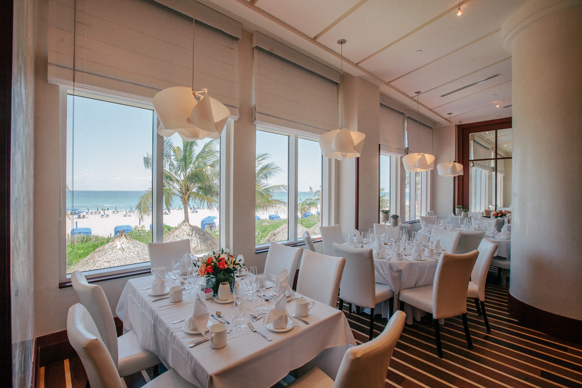Modern White, Pink, Orange and Green Wedding Reception | The Majestic Vision Wedding Planning | Marriott Singer Island in Palm Beach, FL | www.themajesticvision.com | Robert Madrid Photography