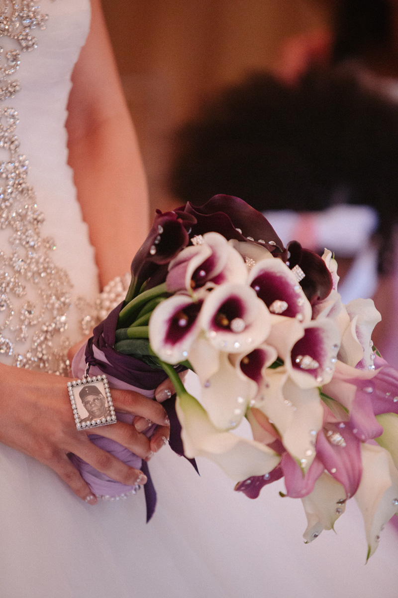 Elegant Cascading Ombre Bridal Bouquet with Purple Calla Lilies and White Calla Lilles | The Majestic Vision Wedding Planning | Sailfish Marina in Palm Beach, FL | www.themajesticvision.com | Robert Madrid Photography