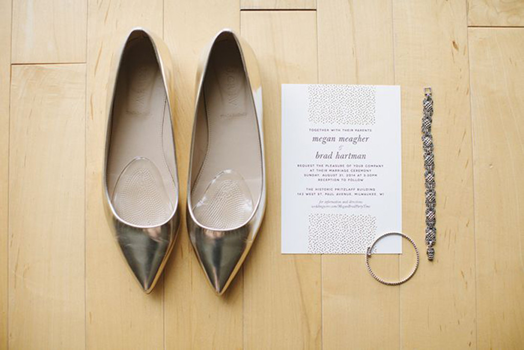 Elegant Gold Flat Wedding Shoes | The Majestic Vision Wedding Planning | Pritzlaff Building in Milwaukee, WI | www.themajesticvision.com | Lisa Mathewson Photography