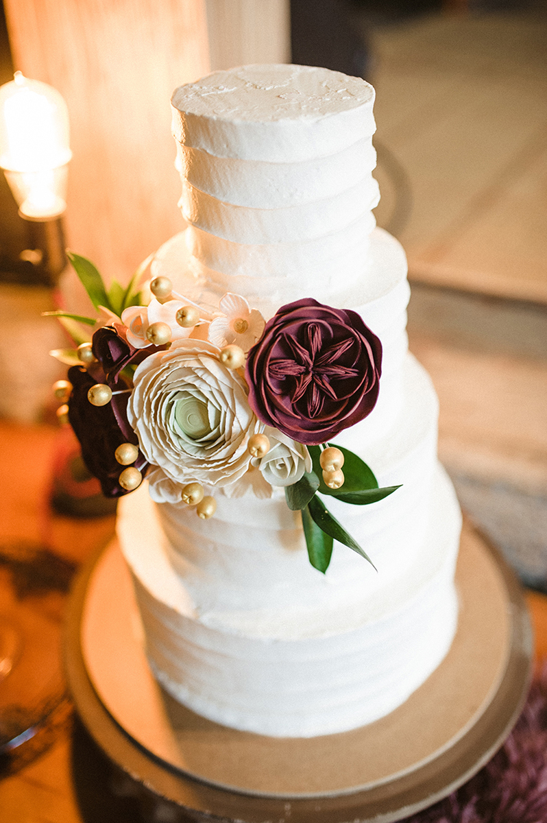 Elegant Marsala and White Wedding Cake | The Majestic Vision Wedding Planning | Anodyne Coffee in Milwaukee, WI | www.themajesticvision.com | Elizabeth Haase Photography