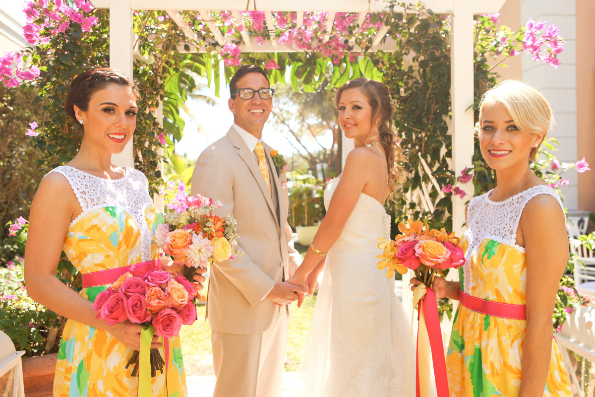 Elegant Lilly Pulitzer Inspired Wedding Ceremony with Palm Frawns, Oranges and Bougainvillea | The Majestic Vision Wedding Planning | The Colony Hotel in Palm Beach, FL | www.themajesticvision.com | Krystal Zaskey Photography