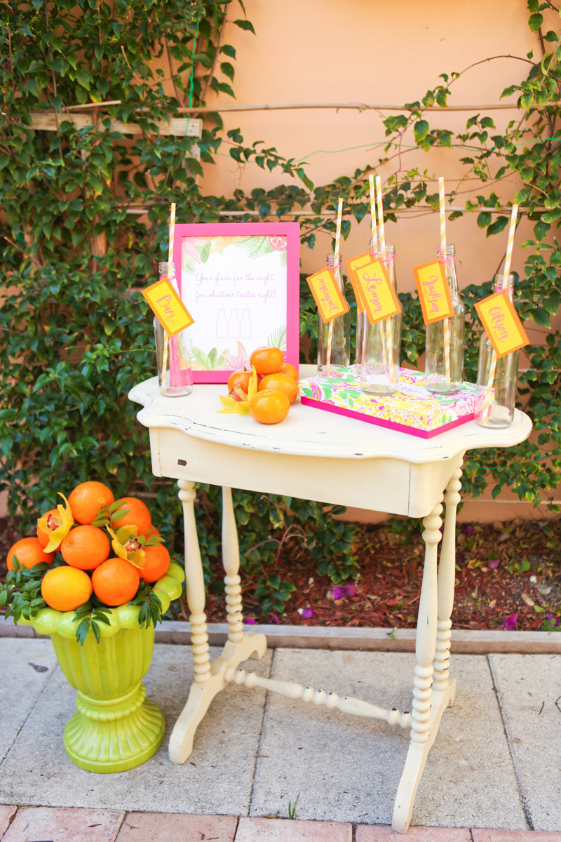 Elegant Lilly Pulitzer Inspired Juice Bottle Escort Cards | The Majestic Vision Wedding Planning | The Colony Hotel in Palm Beach, FL | www.themajesticvision.com | Krystal Zaskey Photography